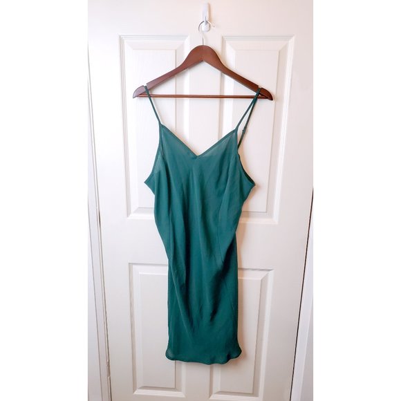 Dark Green Dress with Inner Slip - Picture 6 of 6